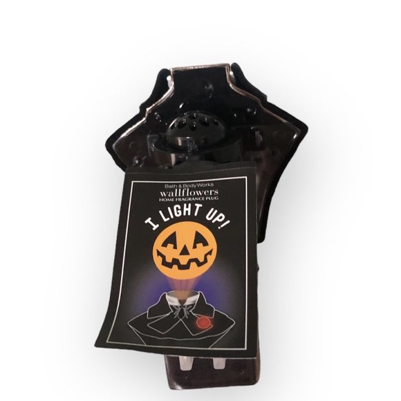 Bath & Body Works Headless Horseman Wallflower Night Light Plug-In Hallowen NWT - Picture 3 of 3